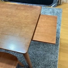 アンティークダイニングテーブル　の画像