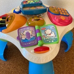 【FISHER PRICE】にこにこ！ラーニング おしゃべりバイリンガルテーブルの画像