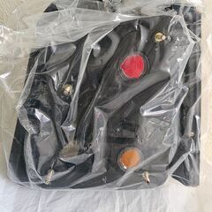 昔のオデッセイの片側パーツの画像