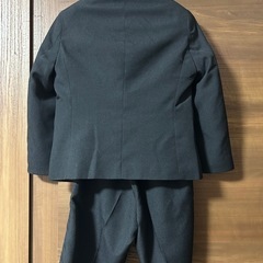 子ども用スーツの画像