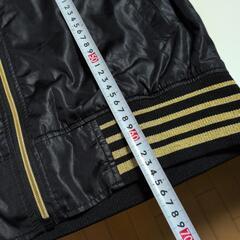 男性用ジャンパーの画像