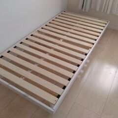 シングルベット　ニトリ製　シーツ等も一式の画像