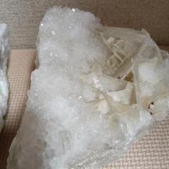 水晶　原石の画像