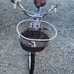 子ども自転車　サイズ18  ※パンク修理必要の画像
