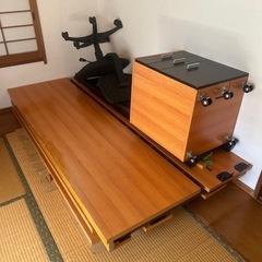 ベット付き机の画像