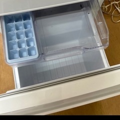 冷蔵庫の画像