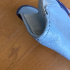 本日お取引き出来る方に。repetto 二つ折財布の画像