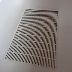 ネコトイレとフードストッカーの画像