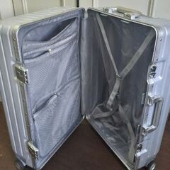 キャリーバッグ M サイズの画像