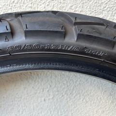 DUNLOPバイクタイヤ Buroro D604 前後輪共用 80/90-17 M/C 44P チューブレスタイプ の画像