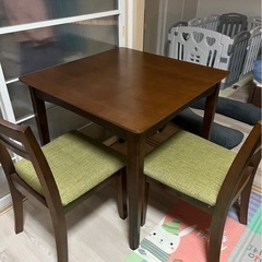 【お話中】ダイニングテーブルチェアセットの画像