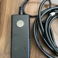 家庭用EV充電ケーブル（日本/アメリカの標準）の画像