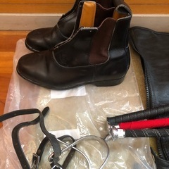 乗馬用品一式の画像
