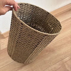 ゴミ箱の画像