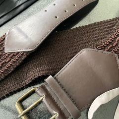 レディース　ベルト　茶色　伸縮の画像