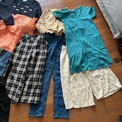 女の子17点洋服まとめてお下がり　130〜160の画像