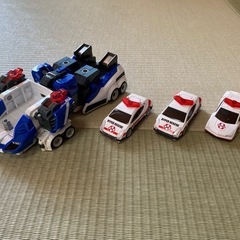 変形ロボ トミカドライブヘッド3機と拡張機1機とミニカーのセット✨の画像