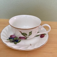 プルーン柄コーヒーカップセットの画像