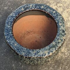 ■旧家蔵出し！ナマコ調★淡い八角形の火鉢 めだか鉢にお勧め★サイズ（約）直径40㎝ 高さ30㎝ 口径28㎝◎の画像
