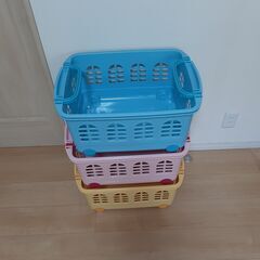 (家具)おもちゃ収納ケース、片付けケース、整理ケース　3箱の画像
