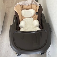 コンビ電動ネムリラ⭐︎ハイローチェア の画像