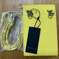 未使用品　定価18,900円　IS/IT イズイット レザー スマホ ショルダーバッグ 3WAY ポーチの画像