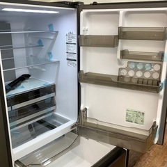 AQUA ４ドア冷蔵庫のご紹介ですの画像
