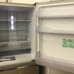 【トレファク神戸新長田店 買取/販売】取りに来られる方限定！MITSUBISHIの3ドア冷蔵庫2017年製のご紹介です！の画像