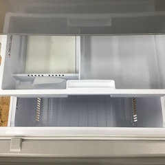 【トレファク神戸新長田店 買取/販売】取りに来られる方限定！MITSUBISHIの3ドア冷蔵庫2017年製のご紹介です！の画像
