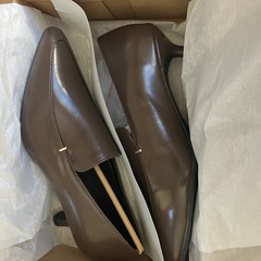 新品未使用　ブラウン　パンプスの画像