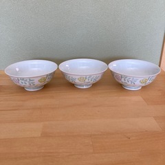 ご飯茶碗　3つセットの画像