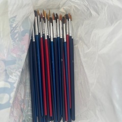 絵の具の筆の画像