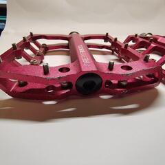 FIREEYE Propeller PEDAL レッドの画像