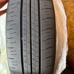 165/65R14 のタイヤの画像