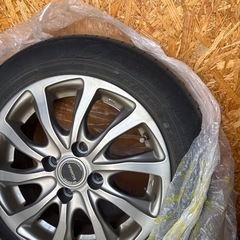 165/65R14 のタイヤの画像