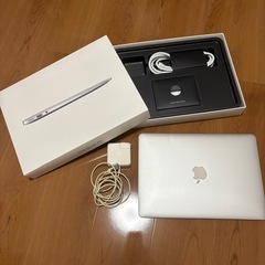 【在庫限り】【値下げしました！】MacBook Air（13インチ,Early 2015）8GB の画像