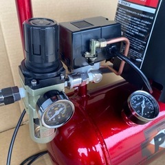 オイルレスコンプレッサーの画像