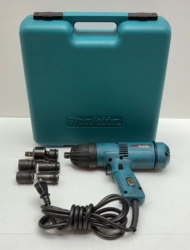 中古　makita　マキタ 6904 VH 12.7 mm 1/2 インパクトレンチ　4型　動作確認済　ビットアダプター・ユニバーサルジョイント付属有り