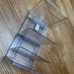 アクリル仕切りスタンド　の画像