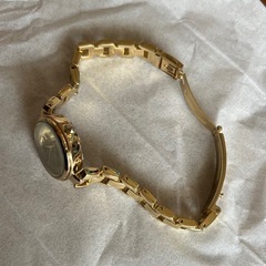 美品 レディース 腕時計 動いてますの画像