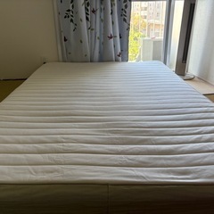 IKEA HAFSLO ダブルベッドマットレス（140×200cm）の画像