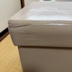 収納つきチェストの画像