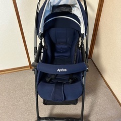 Apricaベビーカーの画像