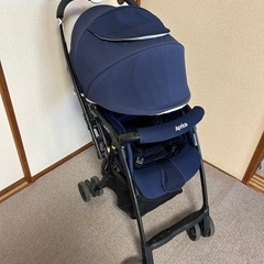 Apricaベビーカーの画像