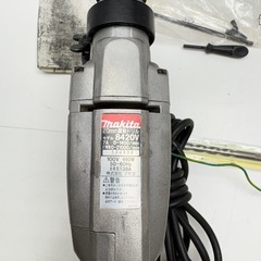 中古　makita マキタ 震動ドリル 20mm　8420V 電動工具 動作確認済ですが古い製品のため部品取りジャンクになります。の画像