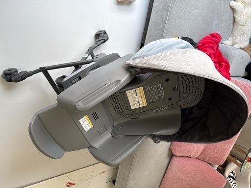 コンビ　ネムリラオートスウィング