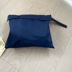 新品　レディース用　レインコート　紺色の画像