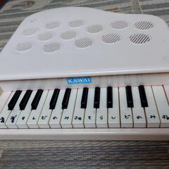 KAWAI製子ども用ピアノの画像
