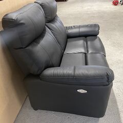 値下げ【美品】ニトリ 電動二人掛けソファー グラッゼBK 分割可能 配線欠品 早い者勝ち 引取歓迎 配送OKの画像