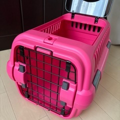 ペットキャリー
の画像
